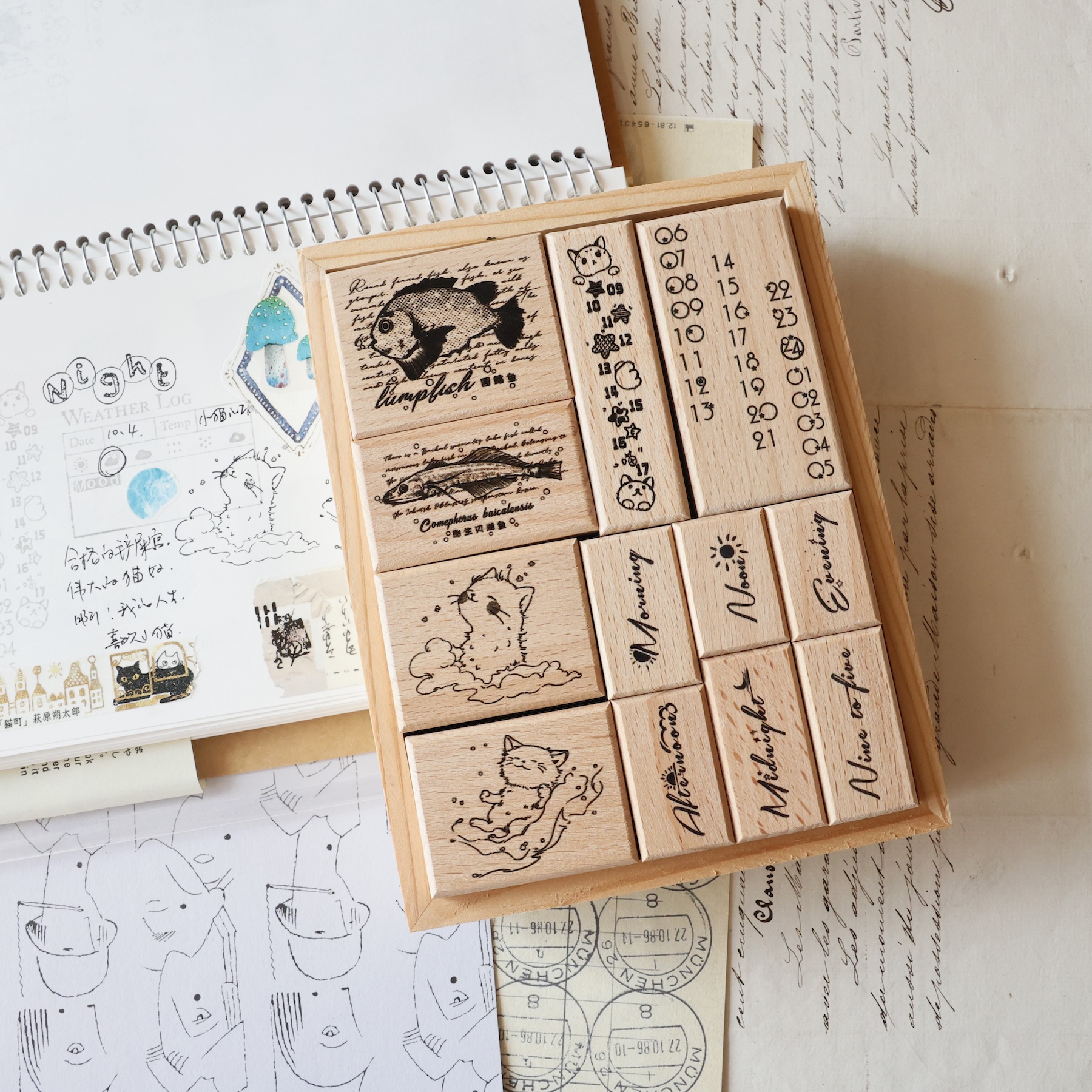 Rubber Date Stamp - 두 마리 너구리 빈티지 작은 고양이