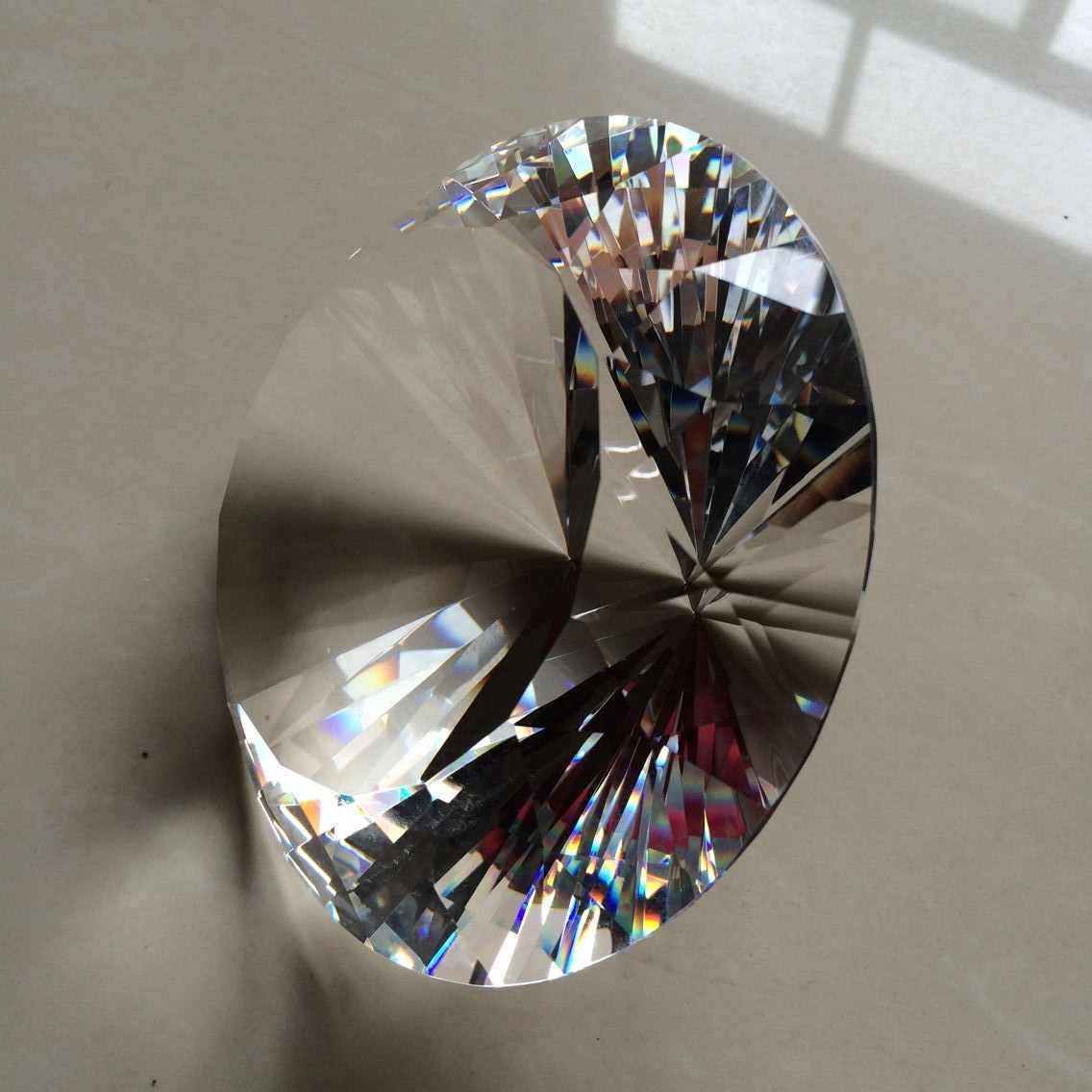 카운터 장식으로 150mm 투명 광학 크리스탈 다이아몬 - Paper Weight Crystal 리뷰 및 가격